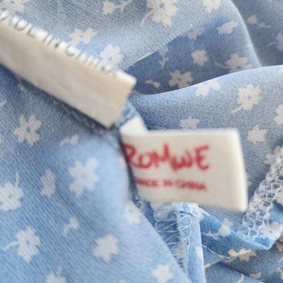 Romwe Blue & White Floral Ditzy Tie Front Peplum Top (L) - Picture 6 of 7